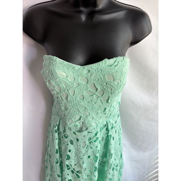 Alya Strapless Mint Floral Crochet Overlay Midi Dress Zip Up Back Size M Formal - Picture 2 of 10